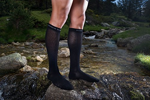 Chaussettes de compression en bambou INDESmed L 44-47 noir de contention