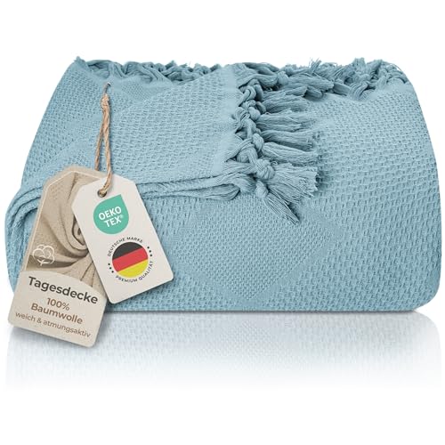 LAYNENBURG Premium Manta sofá con Flecos anudados a Mano - 100% algodón - 150 x 220 cm - Colcha de Verano Waffle Pique - Manta de algodón como Manta de Cama, Colcha para Sofa (Azul Claro)