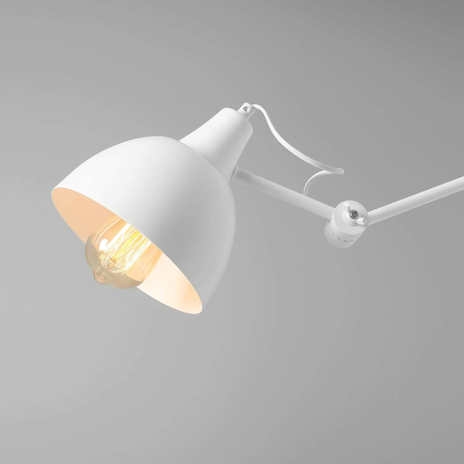 Moderne Büroleuchte Helmand – Flexible Metall-Tischlampe In Weiß, Verstellbar Mit 2 Gelenken