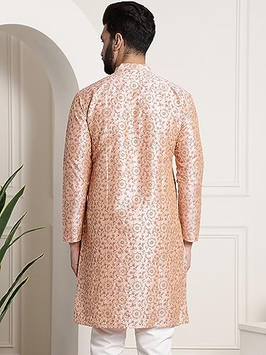 Image of SOJANYA Men's Silk Blend Kurta with Paisley Design