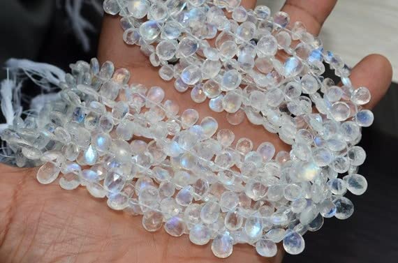 Pierre de lune arc-en-ciel LKBEADS en briolette pour vos ateliers de bijoux bohèmes