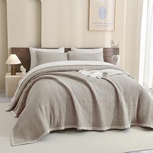 CozyTide 100% Cotton Queen Size Quilt 90″x98″,3 Pieces Lightweight Waffle Bedspread Dark Khaki Farmhouse Luxury Boho Queen Quilt Bedding Coverlet Set for All Season