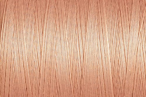 Gutermann hilo de algodón natural 876 yd salmon miniatura 1