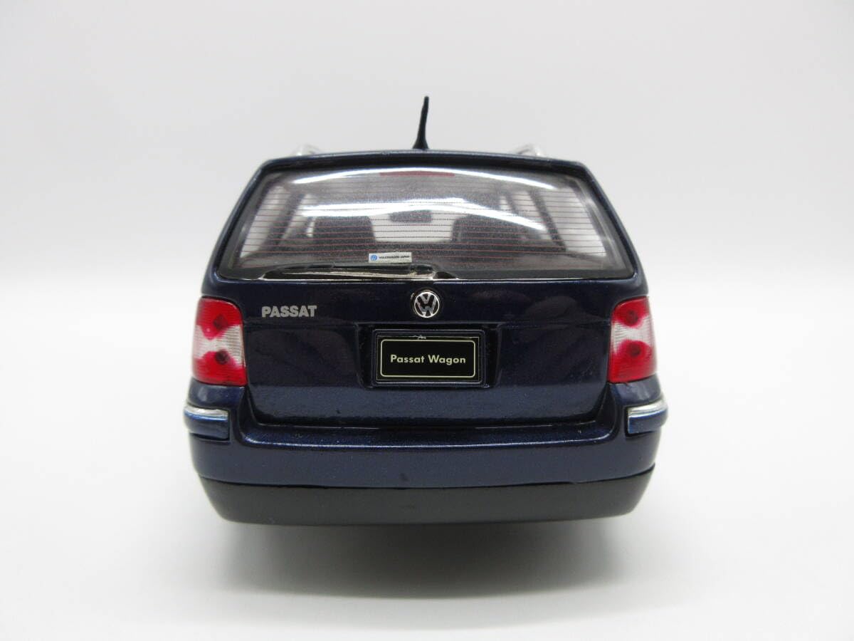 Amazon | 1/24 ミニカー 4代目パサートヴァリアント パサート
