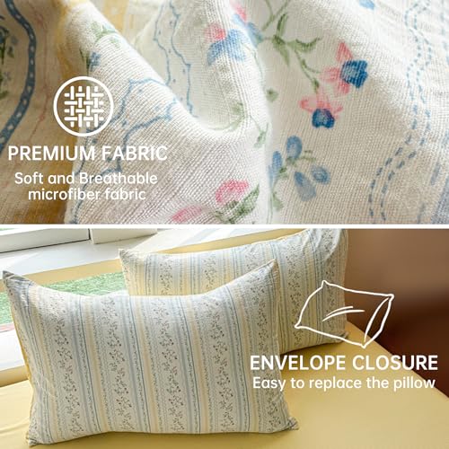 Image of BOLINLIVING Vintage Floral Duvet Cover King Size,Reversible Blue Striped Flower Duvet Cover Set with Pillowcase, Soft Microfiber Bedding Set for All Season with Zipper Closure and 8 Corner Ties