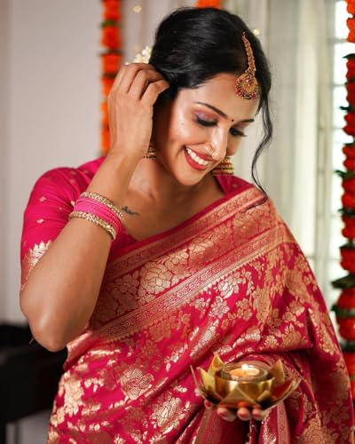 Image of Women's Soft Pure Silk Banarasi Saree and Unstitched Blouse Piece with Jacquard Zari Woven | Saree for Women