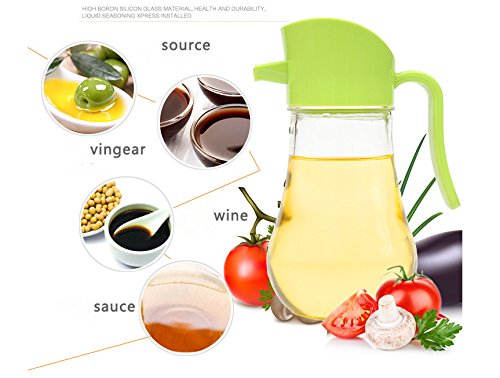 Crestware SB24C Squeeze Dispenser Bottle 24 oz. - Case of 36