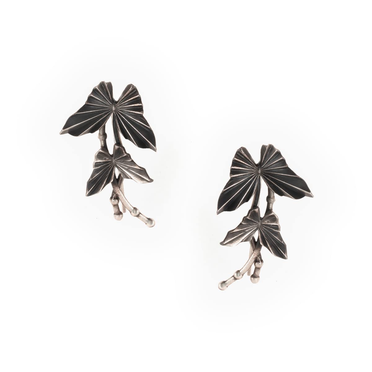 Shaya by CaratLane Oxidised Chasing My Bold Choices Earrings in 925 Silver (B09XF8ZXP9) Amazon Price History, Amazon Price Tracker