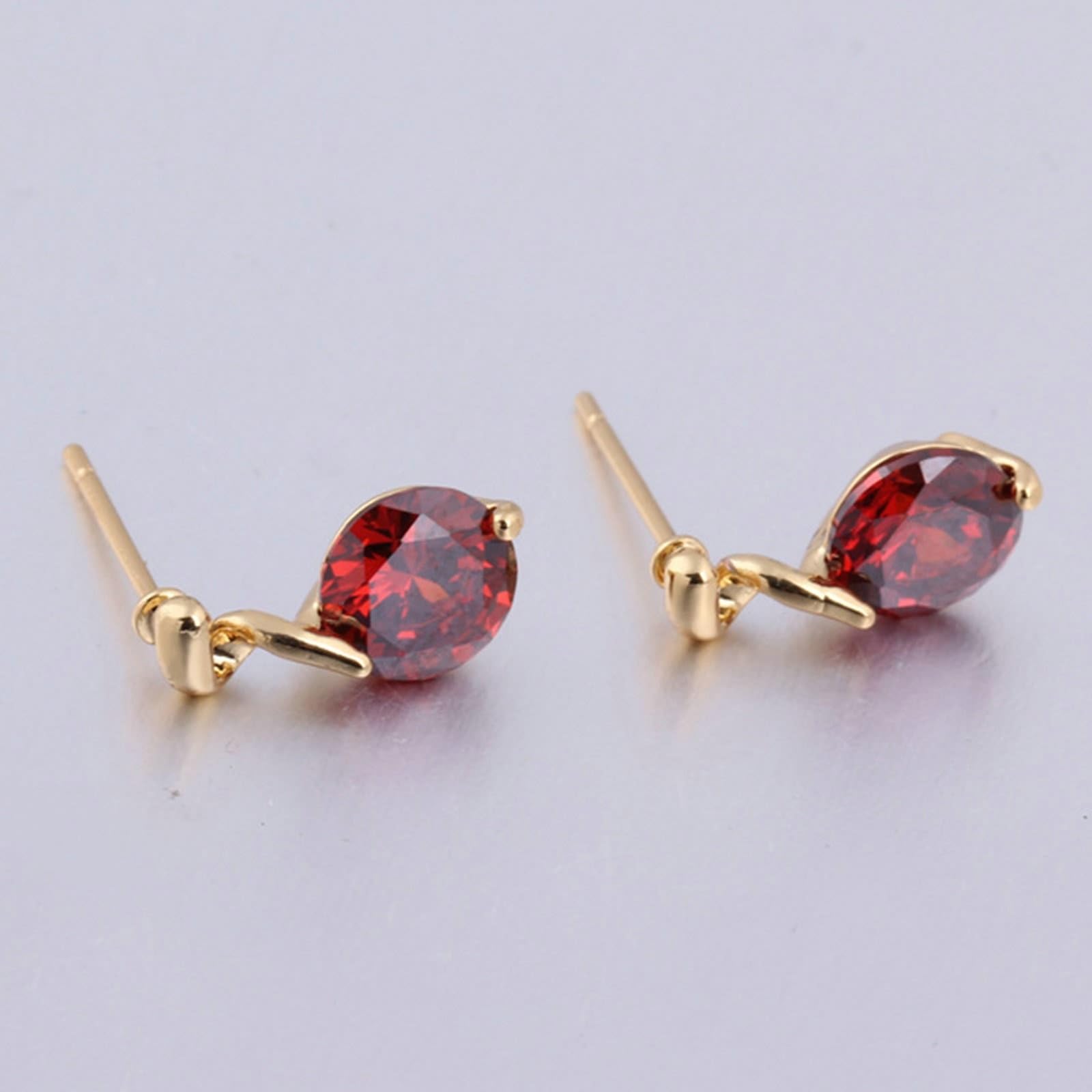 AMDXD Pendientes de oro 585 de 14 quilates, clásicos con amatista lila, oro amarillo de 14 quilates