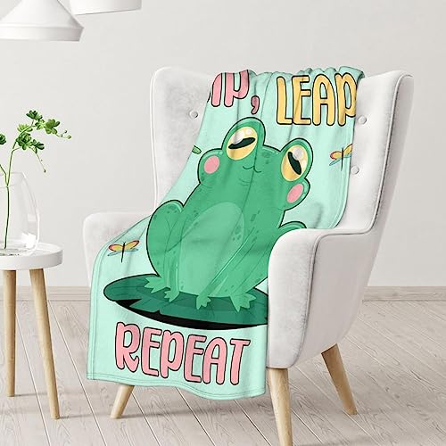 Mercuryelf Frog Throw Blanket - Soft, Fuzzy & Warm - 50x60 Inches Flannel Blankets for Living Room, Sofa - Light Green Funny Throws Gift for Teens