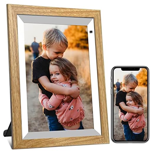 WiFi digitala fotoramar, YENOCK 10,1 tum pekskärm med rörelsesensor 1280 x 800 inbyggt 16 GB lagringporträtt och landskap direkt foto och video via app/Facebook/Twitter/Email