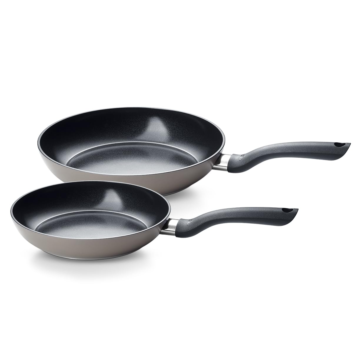 Fissler Essential/Keramik-Pfannen Set 24 cm & 28 cm – hergestellt ohne PFAS/PTFE – nachhaltige beschichtete-Bratpfanne aus recyceltem Aluminium – induktionsgeeignet, Made in Germany