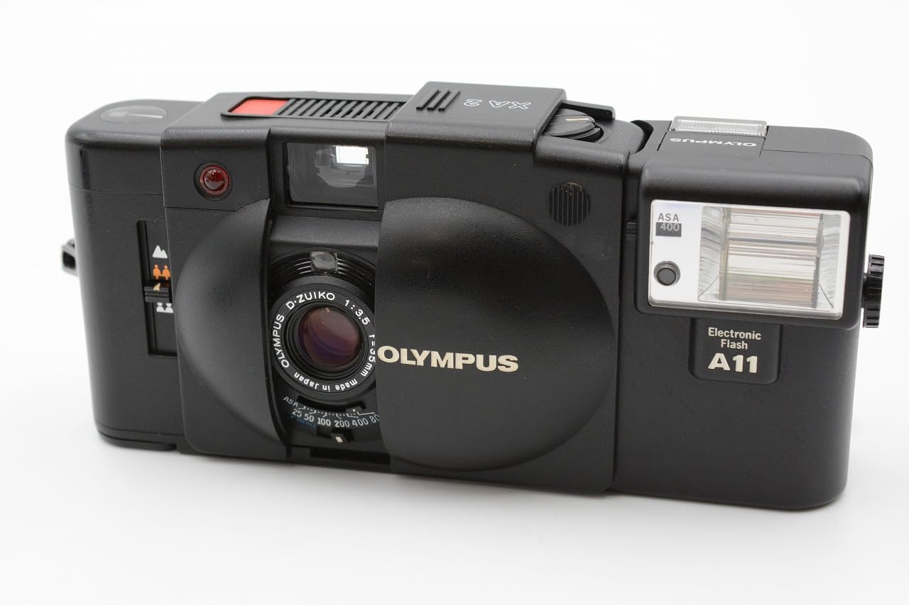OLYMPUS XA F.ZUIKO 35mm f:2.8　＆フラッシュA11付 OLYMPUS XA F.ZUIKO 35mm f:2.8＆フラッシュA11付