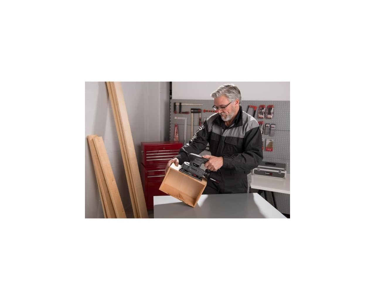 Powerplus POWE40010 levigatrice elettrica Levigatrice orbitale Nero, Grigio 180 W