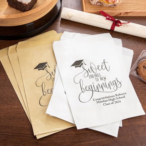 20 Pcs Personalized Graduation Party Cookie Bags Treat Bags Custom Year Class of 2024 College Graduation Favor Bag Graduation Decor Party Favor Grad Candy Bag Donut Bags Graduation Cookies Bag