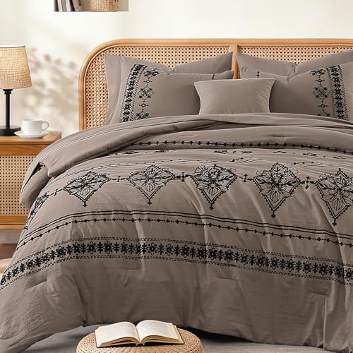 Image of MaiReve Full Size Comforter Set Embroidery Floral 7 Pieces Bed in a Bag
