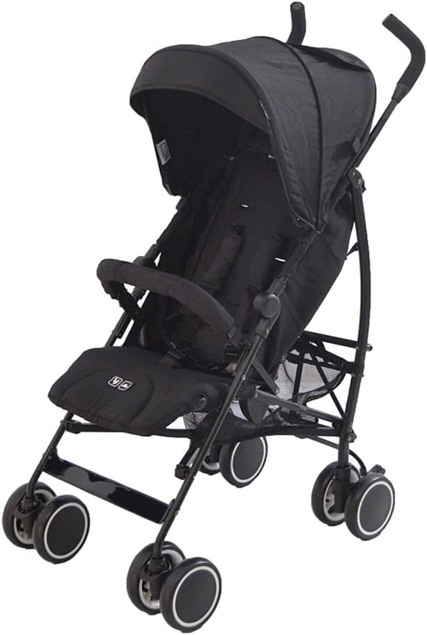 Quddiem view of the ABC Design Genua baby stroller, fully assembled and unfolded, showing the seat, canopy, and wheels.