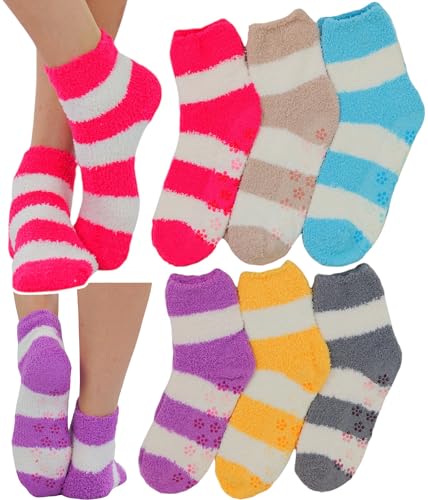 Image of ToBeInStyle Women's Pack of 6 Assorted Style Winter Socks