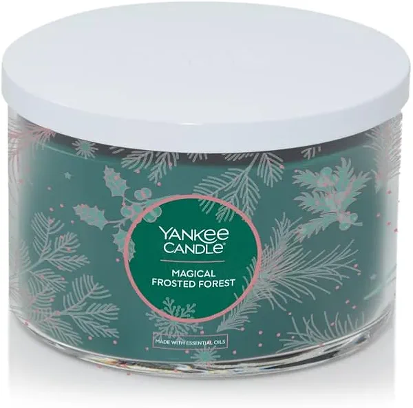 Yankee Candle Signature 3-Wick Tumbler Candle (Magical Frosted Forest)