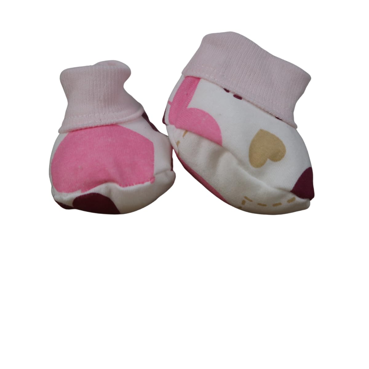 Sapatinho Recém Nascido Kit Com 3 Pares Liso e Estampado em promoção! Veja a oferta e mais achadinhos de Sapatos Infantis 4 Hoje é o melhor dia para comprar Sapatinho Recém Nascido Kit Com 3 Pares Liso e Estampado com aquele preço maroto! Promoção! Aproveite a oferta! 4