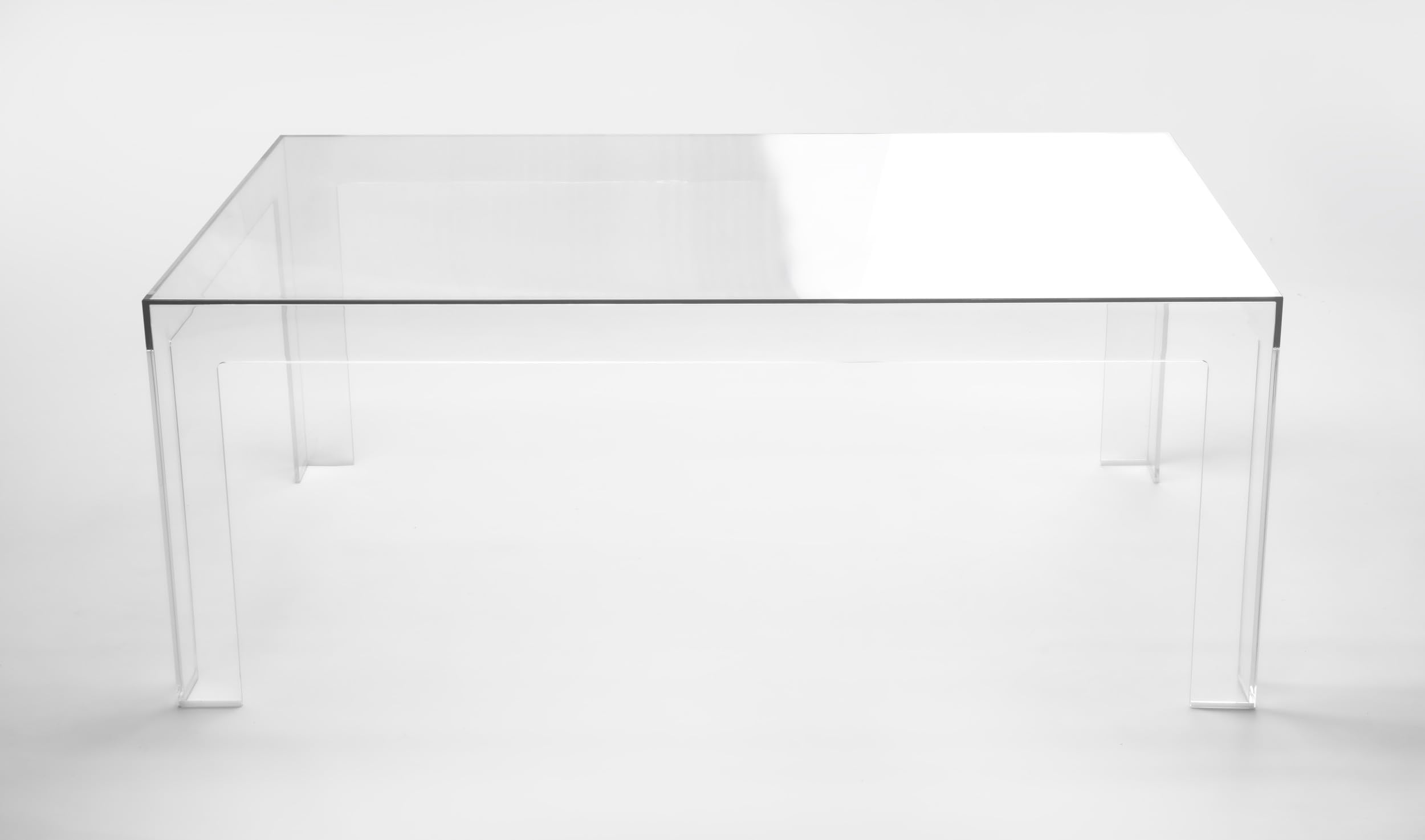 Tavolino da salotto trasparente in policarbonato monoblocco, design moderno, Made in Italy.