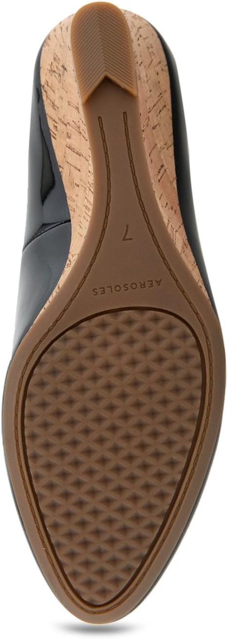 What's What Women's IRIS Pump, Black Patent PU, 9 Wide - Image 4