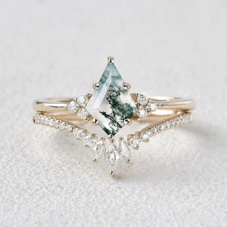 Vintage Kite Cut Green Moss Agate Ring Engagement Ring Anniversary Ring 925 Sterling Silver Marquise Cut Ring Unique Bridal Wedding Ring Set Gift Promise Ring