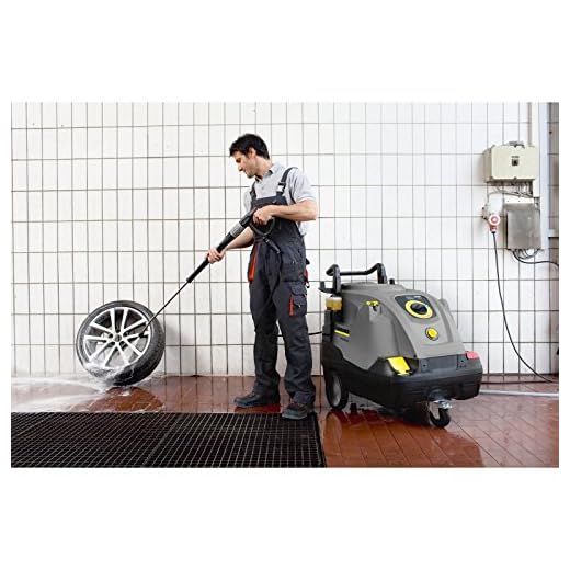 Kärcher Compact Hot Water Pressure Cleaner