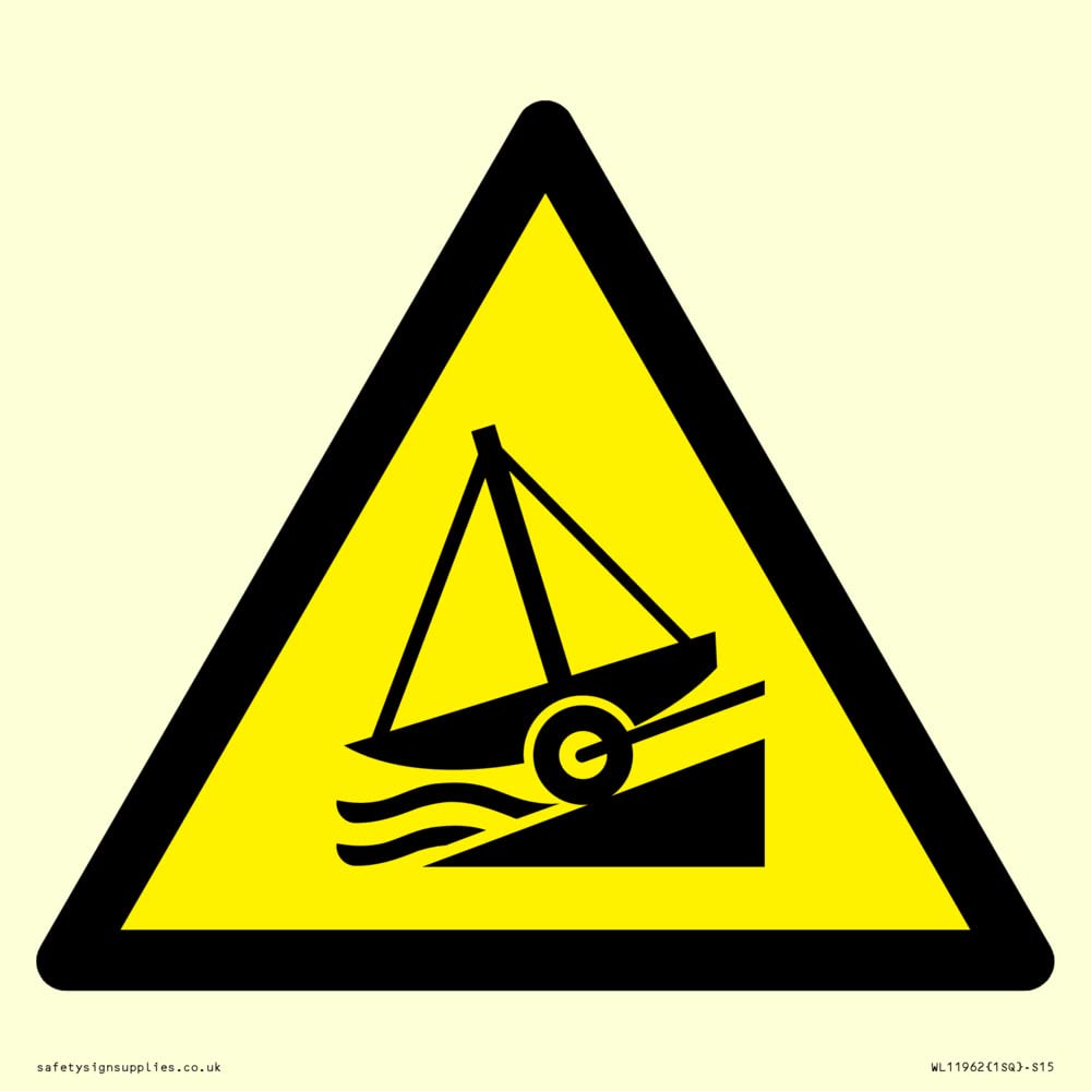 W044 Warning: Slipway Sign - 150x150mm - S15