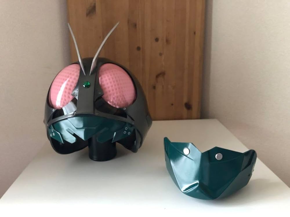 仮面ライダーギルス 1/1 リアル　 マスク　コスプレ 仮面ライダーギルス 1/1 リアル マスク コスプレ