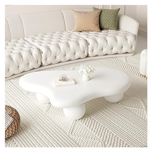 Design con bordi arrotondati: il tavolino color crema presenta un design unico a forma di nuvola che aggiunge un tocco di fantasia e fascino a qualsiasi spazio abitativo. Con i suoi bordi arrotondati, questo tavolo non è solo elegante ma anche sicuro, eliminando gli angoli vivi che potrebbero essere pericolosi in case con bambini piccoli o animali domestici.