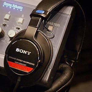 Sony MDR-CD900ST Studio Monitor Stereo Headphones (Japan Import) — photo 2 of 5