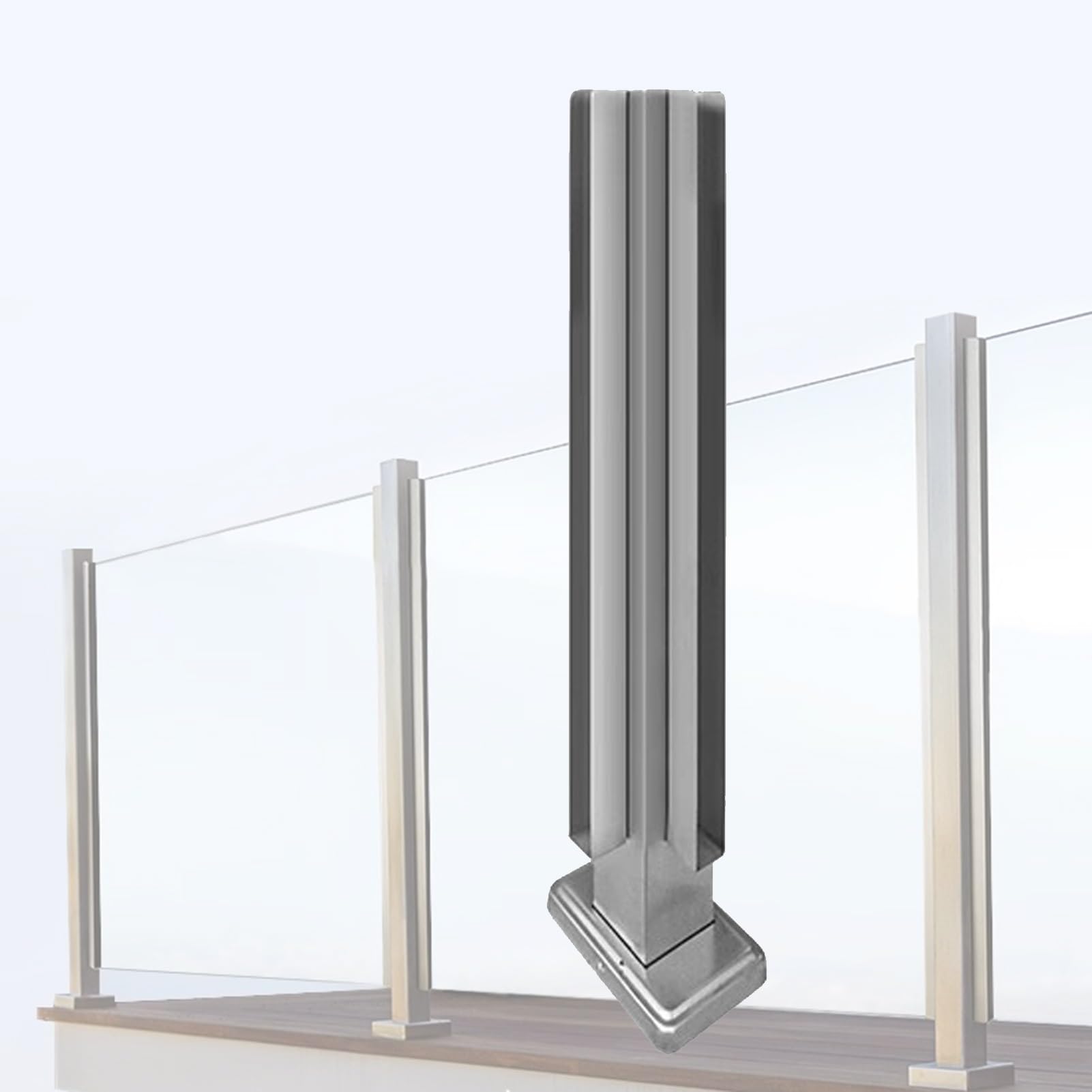 Poteau de balustrade en verre argenté pour sécuriser les rampes d'escalier