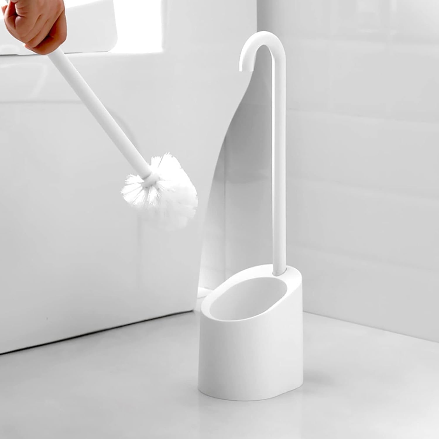 Escobillas de baño, Portaescobillas for inodoro, paquete de 2, limpiador con mango largo, estropajo for baño