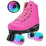 RUEDAS INTERMITENTES: Los patines clásicos están equipados con ruedas intermitentes de PU, núcleo magnético incorporado, sin necesidad de carga ni baterías; Se emiten hermosas luces a través de la rotación de las ruedas, especialmente por la noche, el efecto será mejor, convirtiéndote en la presencia más deslumbrante entre la multitud.