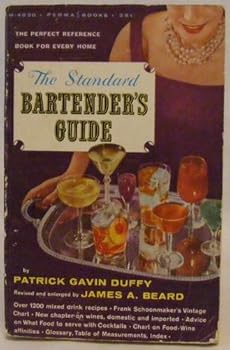 Paperback The Standard Bartender's Guide Book