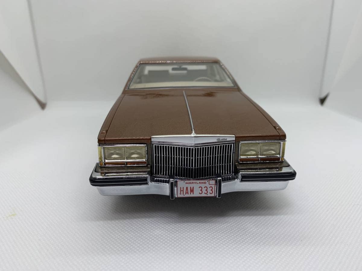 SCALE 2002 CADILLAC BROWN ☆ SUGARサン専用 SCALE 2002 CADILLAC BROWN ☆ SUGARサン専用 SCALE 2002