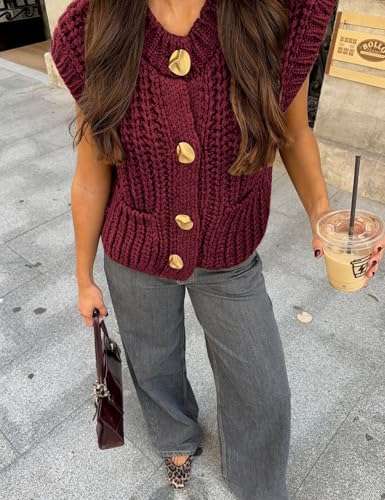 Wyeysyt Sweater Vest Women Cropped Chunky Knit Vest Casual Button Down Crochet Sleeveless Knitted Sweater Vest with Pockets2