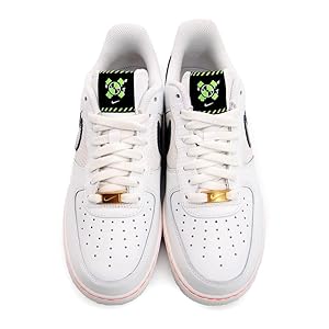 Nike ホワイト マルチカラー シューズ Amazon | [ナイキ] スニーカー メンズ エアフォース1 サミット