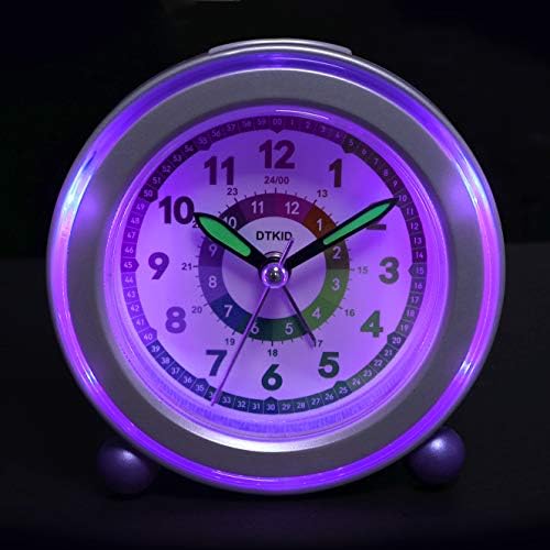 DTKID Children Silent Alarm Clocks Bedside Non Ticking Battery Powered Table Clocks for Boys Girls Luminous Large Display Snooze Light Function for Bedroom Office [Energy Class A+++]