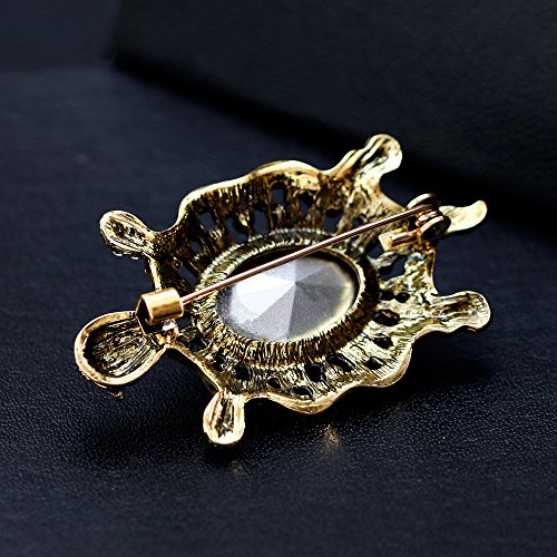 Image of Women's Crystal Big Turtle Pin Brooch Girl Animal Decorative Jewelry