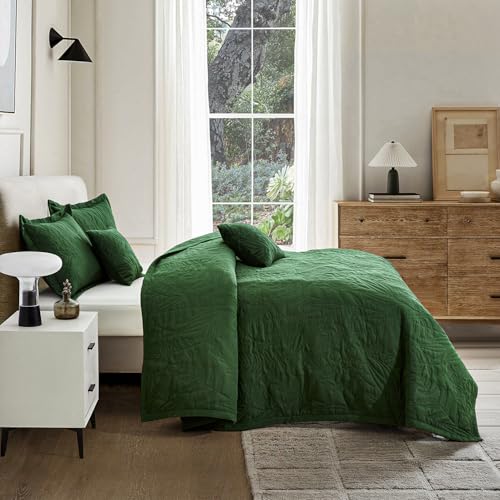 Image of HZ & HY Botanical Oversized Queen Bedspread, Stitched Leaf Quilt Set Queen Size, Lightweight Reversible Coverlet, Tailored Edge - Earthy Natural Look, 5 Piece, Olive Green