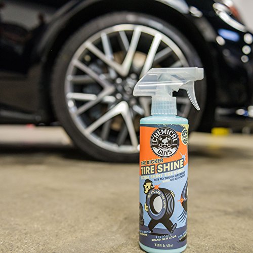 Chemical Guys TVD11364 Tire Kicker Sprayable Extra Glossy Tire Shine (Works on Rubber, Vinyl & Plastic), 64 oz. - Thumbnail 4