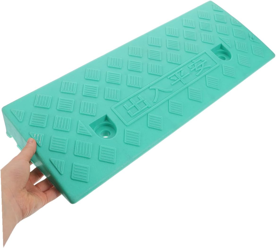 Plastic Threshold Ramp Curb Bumper 7Cm Green Driveway Step Ramp for Wheelchairs Motorbikes Scooters Portable Loading for Home Accessibility