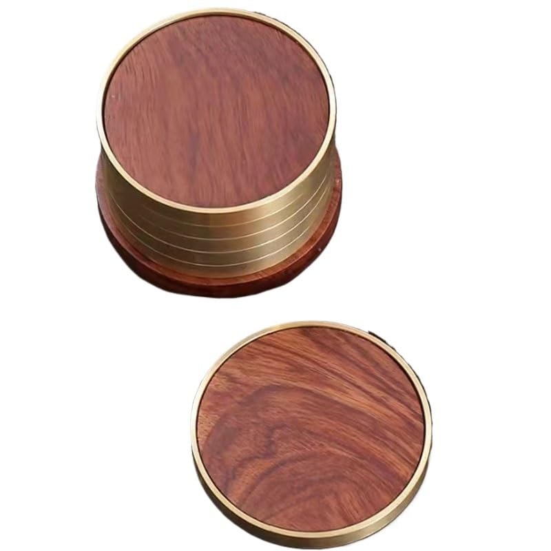Tapis rond thermique pour tasse de café et pause thé sereine dans la cuisine