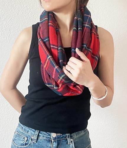 stylesilove Winter Plaid Infinity Scarf with Hidden Zipper Pocket Fashion Travel Scarf for Women and Men3