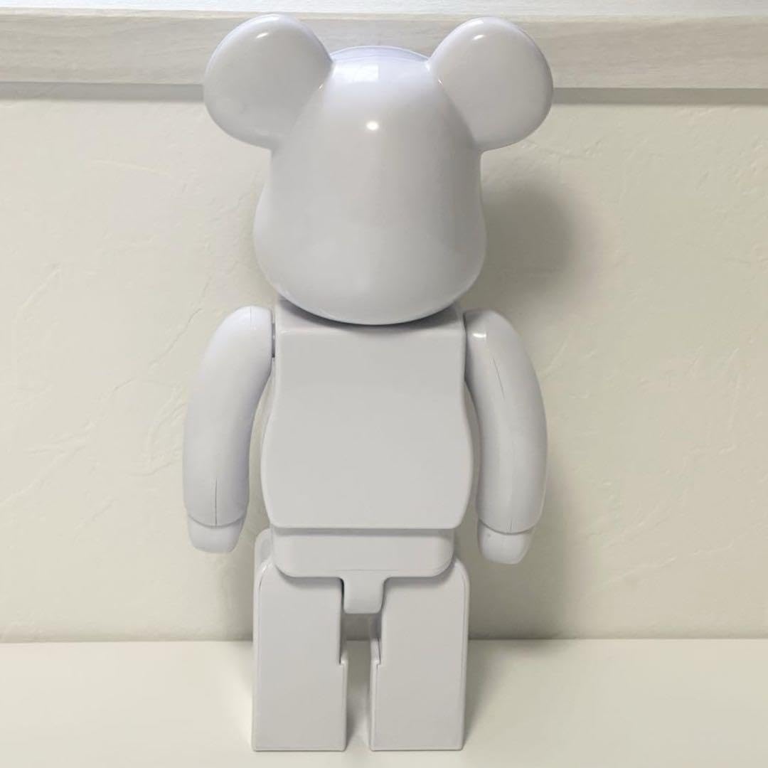 希少　ベアブリック　PANDA milk 400%  値下げしました 希少 ベアブリック PANDA milk 400% 値下げしました 希少 ベア