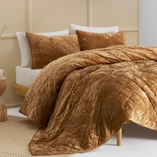 Image of Wonderful Luxury Velvet Caramel Quilt Set King, Diamond Stitch Pattern Bedding,Lightweight Ultra-Soft Skin-Friendly,All-Season,Versatile as Comforter /Bedspread for Adults Teens Kids Bedroom,106 inchx94 inch