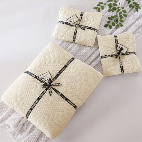 EVENHUG Oversized King Bedspreads California King Quilt Set with Pillow Shams Extra Wide Large King Size Quilts Lightweight Coverlet Bedding Sets Cream 120"x120" — view 7