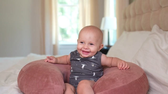 ±0 - AIOT nonsleep cushion pocket ver.1.0 Amazon.com: OMOTON Reading Pillow for Lap Desk, Upgrade